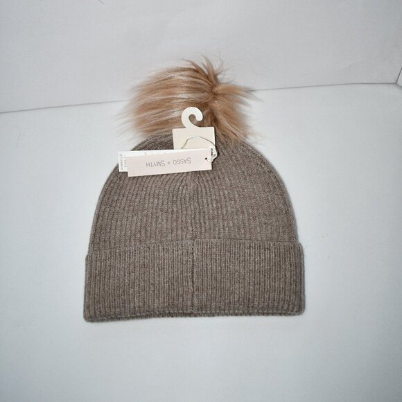 SASSO + SMYTH Ribbed Cuff Faux Fur Pom Beanie in Taupe #F42HS500 NWT - Picture 2 of 3